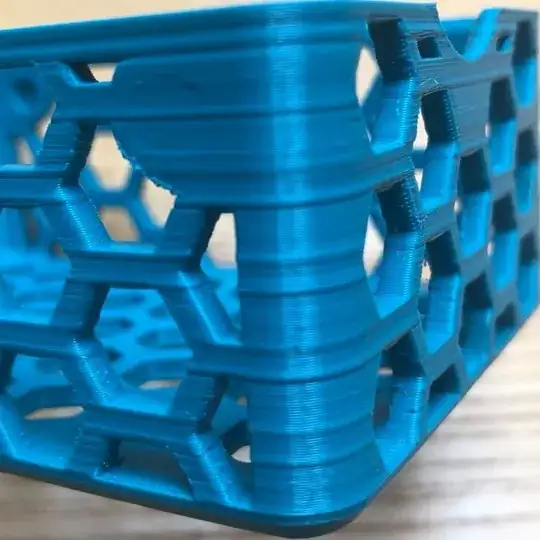 Image showing squished out layers Image showing squished out layers